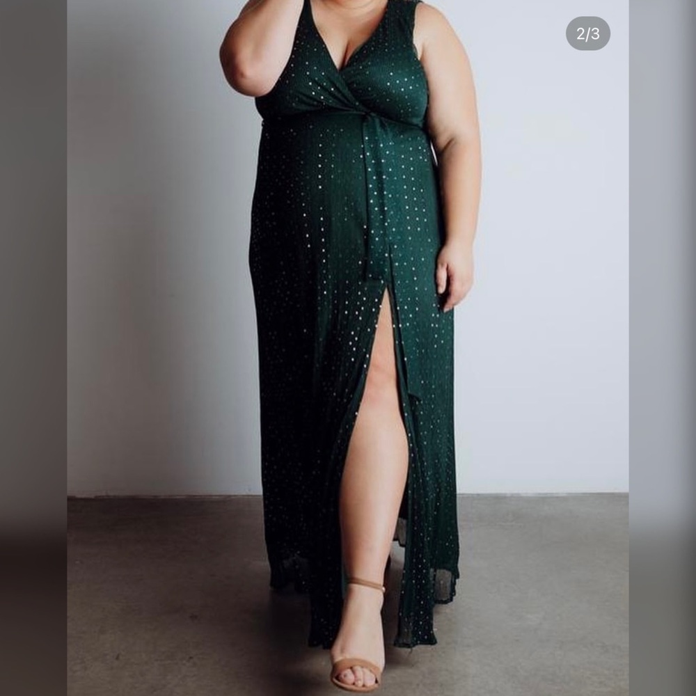 Beautiful Dress - Like New